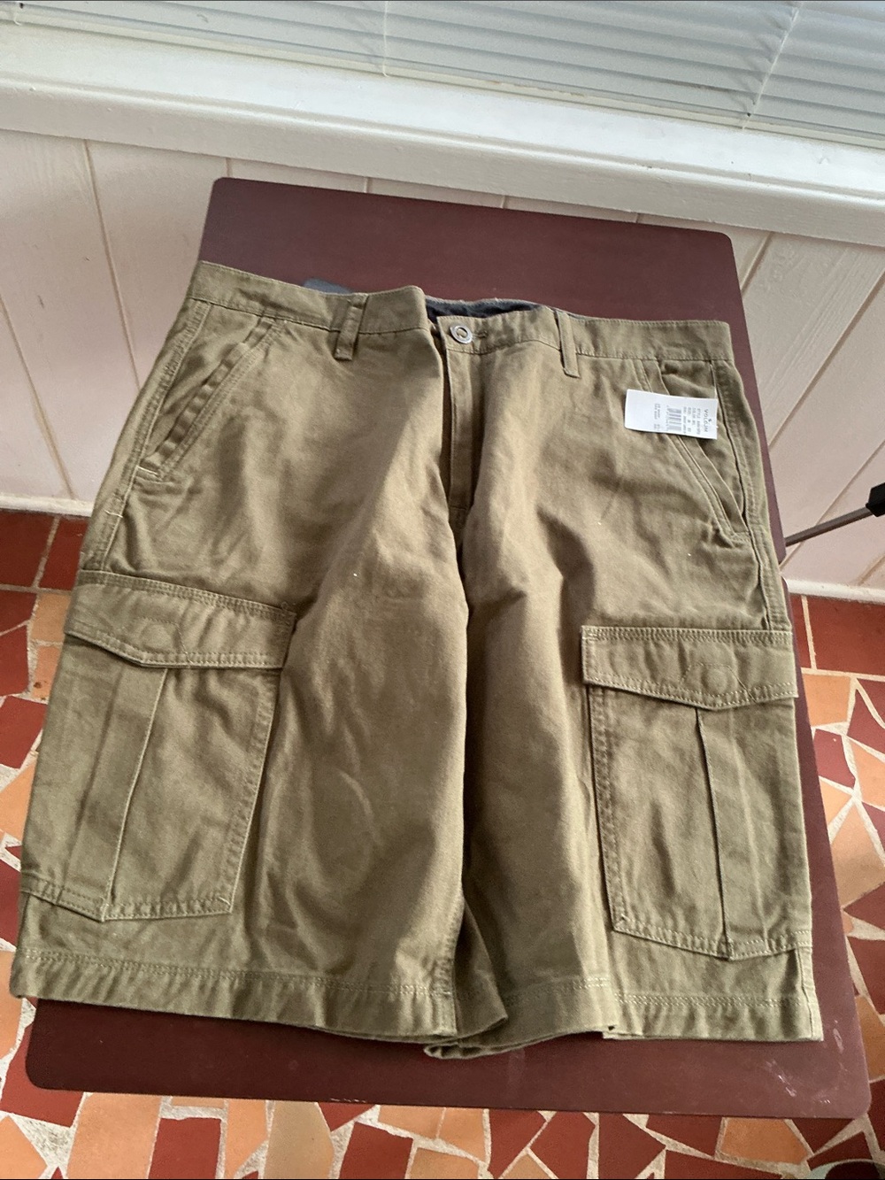 Volcom Men's Olive Cargo Shorts - Khaki Green